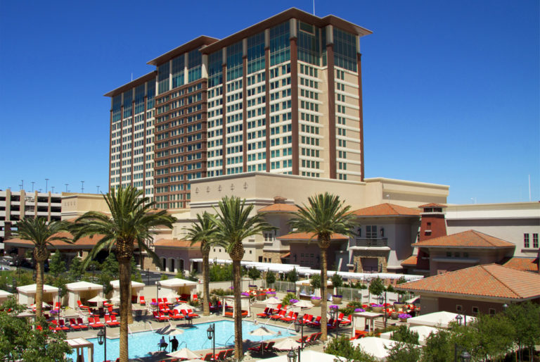hotels near thunder valley casino resort